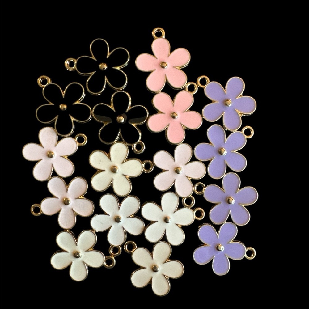 FREE w/BUNDLE NIB Flower Pendant - Picture 3 of 3